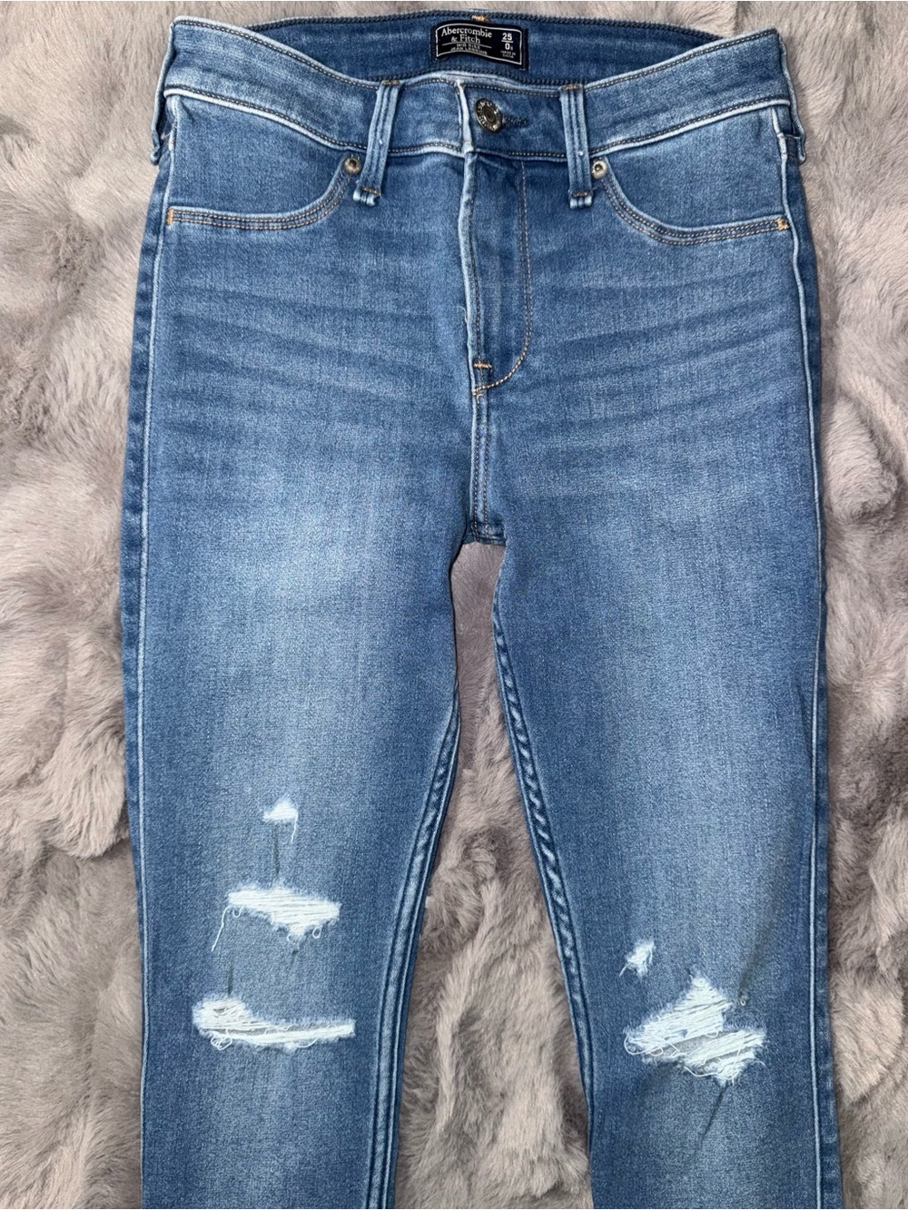 Abercrombie & Fitch Blue Distressed Skinny Jeans NEW!